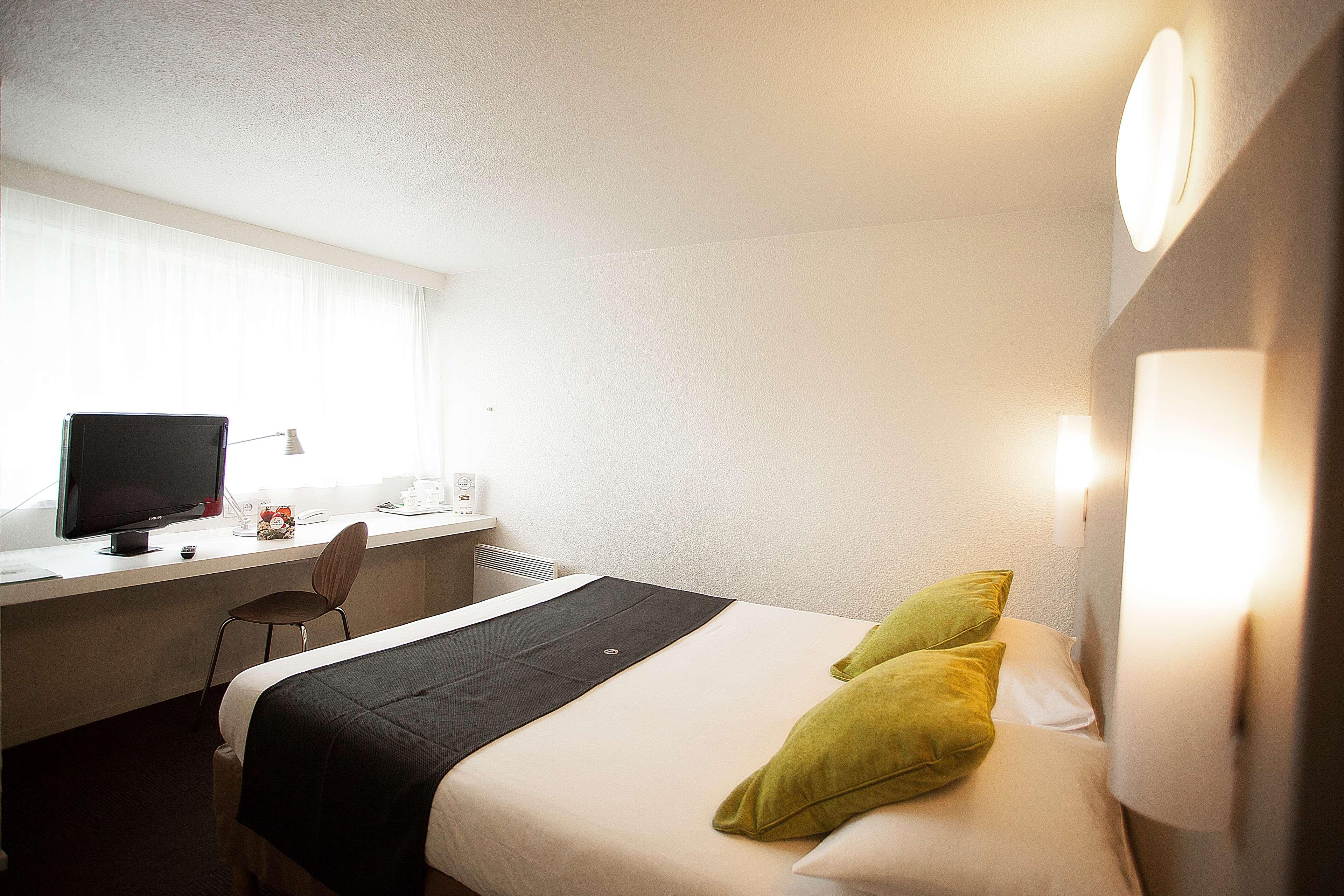 Ampaline Hotel - Perigueux Boulazac Eksteriør billede