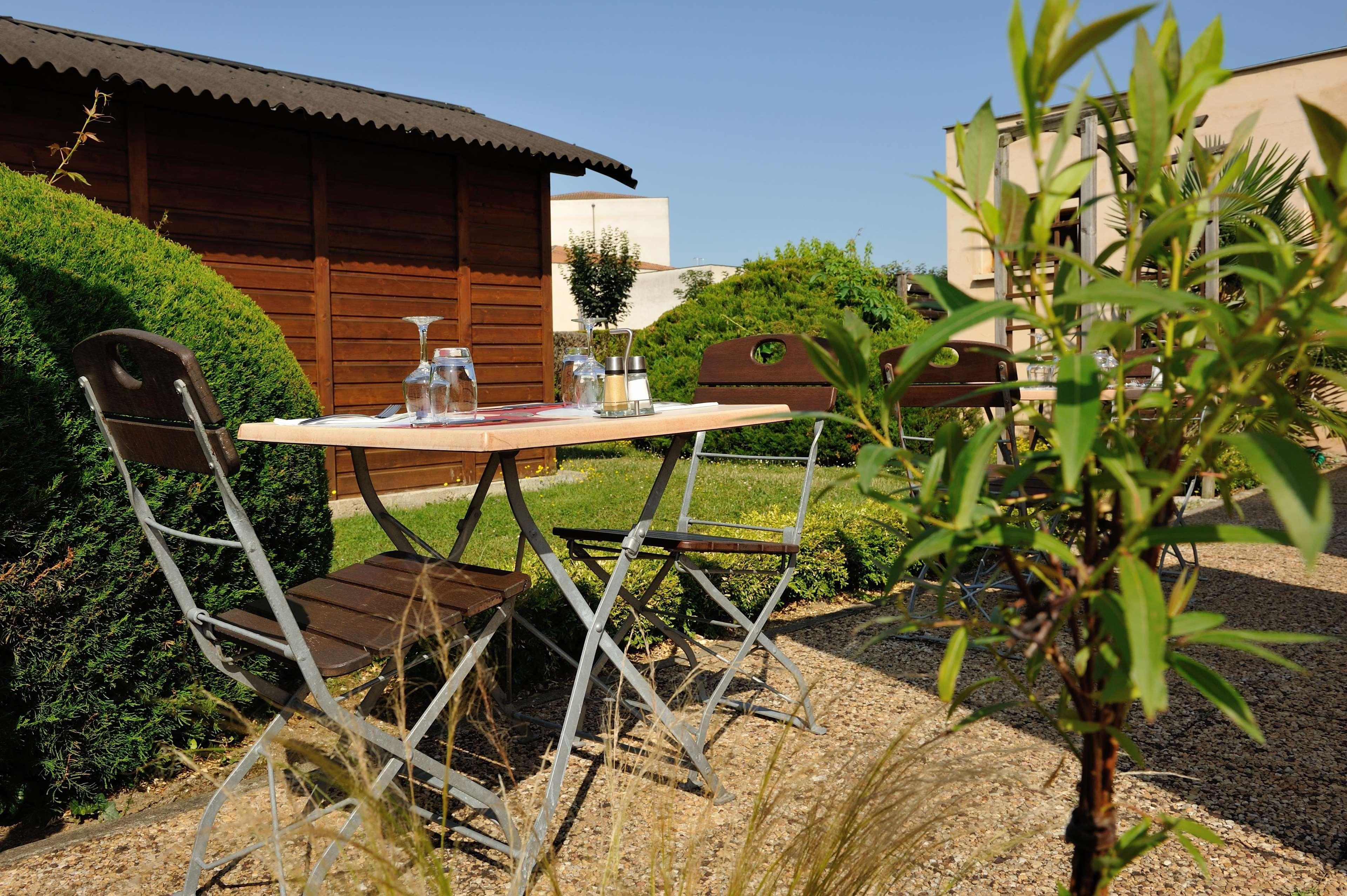 Ampaline Hotel - Perigueux Boulazac Eksteriør billede