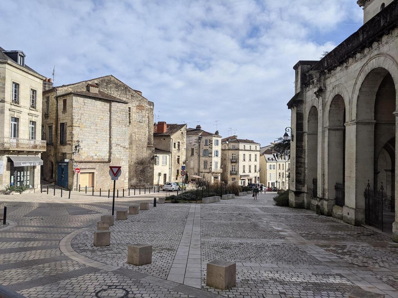 Ampaline Hotel - Perigueux Boulazac Eksteriør billede